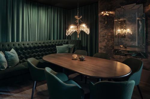 Yksityinen lounge VIP-illallista varten